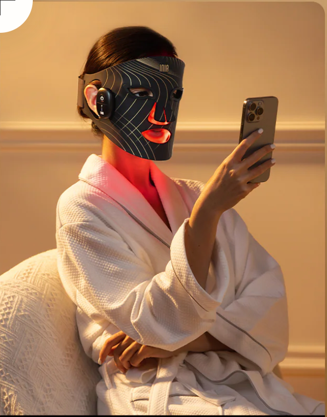 LUMERA Kabellose Rotlichtmaske